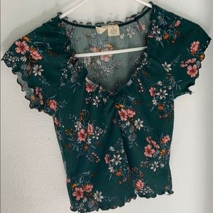 Tilly’s Floral Top✨